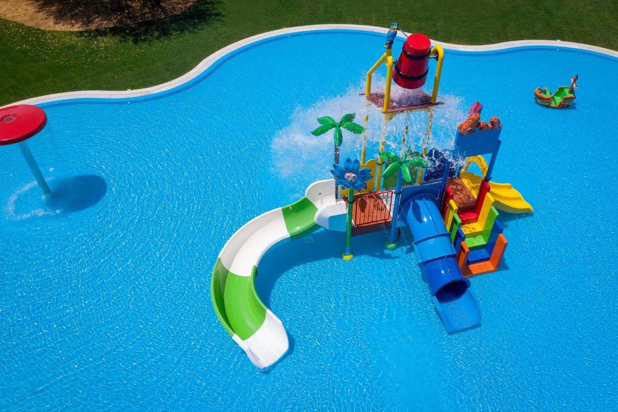 Hotel Tivoli Alvor Algarve Zewnętrze zdjęcie Aerial view of the water park